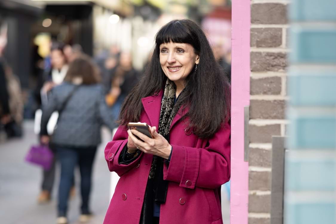  Ali Stewart, Bestselling Author and Leadership Expert Talks Impact